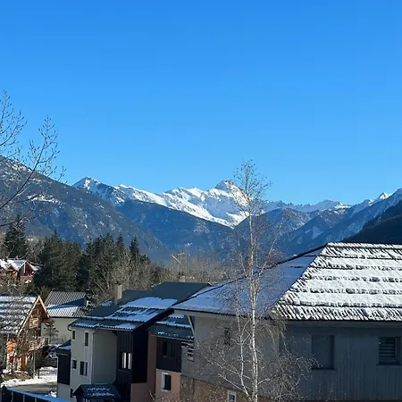 Snowood Serre Chevalier: Mountain Retreat for 5-7, Near Pontillas Lift La Salle-les-Alpes Exterior photo