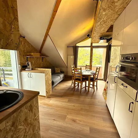 Snowood Serre Chevalier: Mountain Retreat for 5-7, Near Pontillas Lift La Salle-les-Alpes Exterior photo
