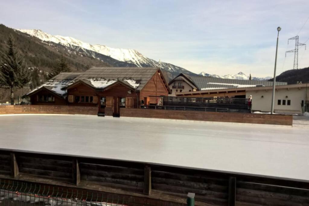Snowood Serre Chevalier: Mountain Retreat For 5-7, Near Pontillas Lift Apartment