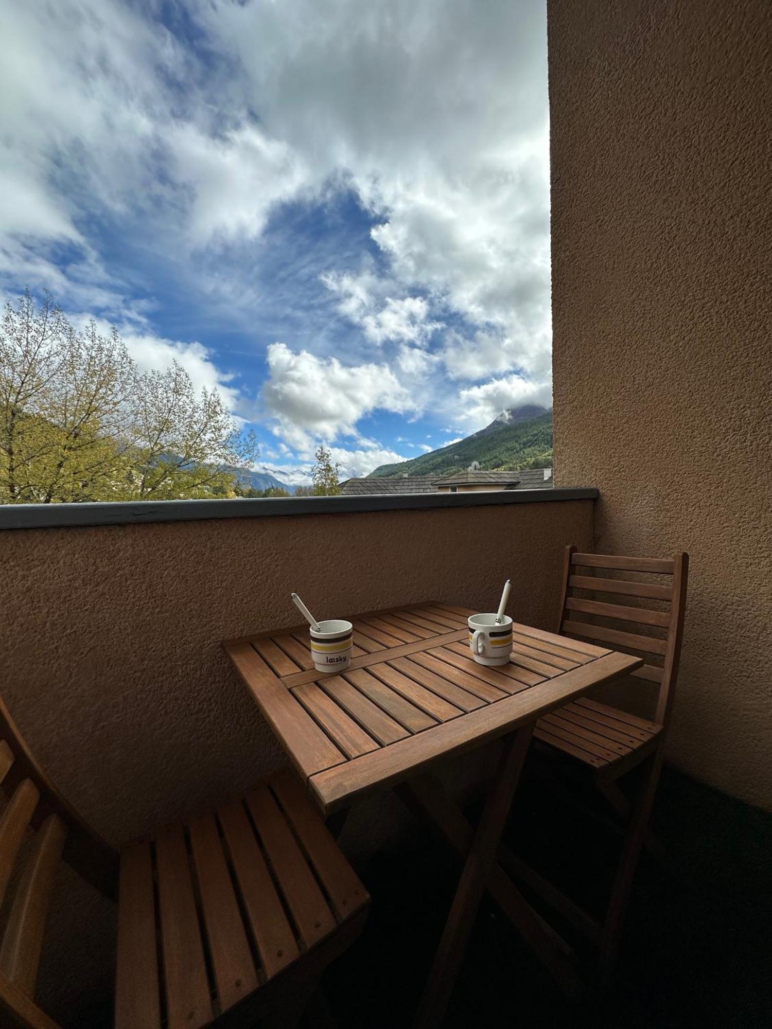 Apartment Snowood Serre Chevalier: Mountain Retreat For 5-7, Near Pontillas Lift *